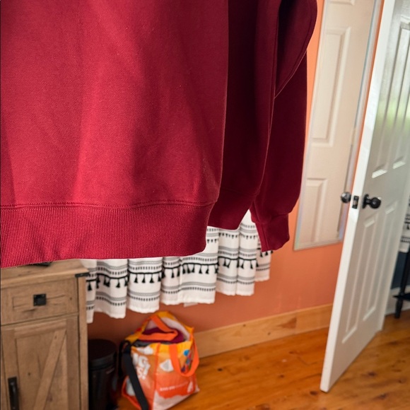 Parke NWOT Burgundy/Green Crewneck Sweatshirt s - Picture 8 of 9